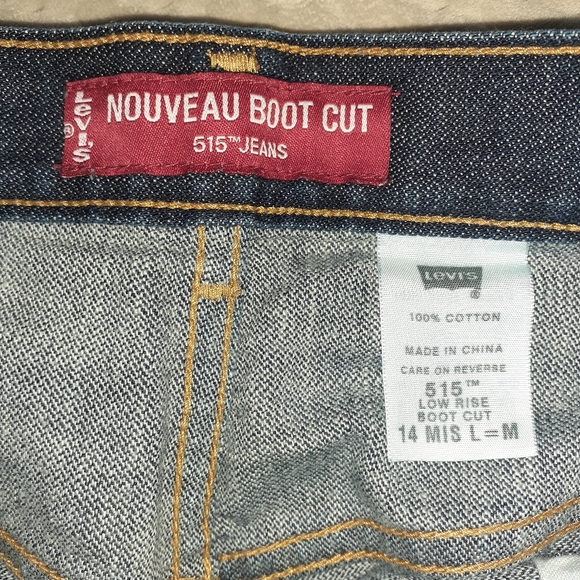 Levi's 515 Jeans | Size 14 | Medium Wash - Picture 4 of 6